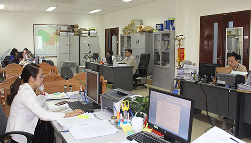 UBND tỉnh Lai Châu ban hành Quy định phân cấp quản lý cán bộ, công chức, viên chức