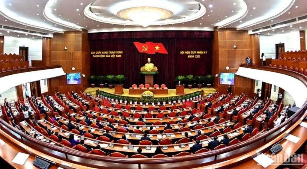 Ban Chấp hành Trung ương Đảng đồng ý để đồng chí Võ Văn Thưởng thôi giữ các chức vụ được phân công