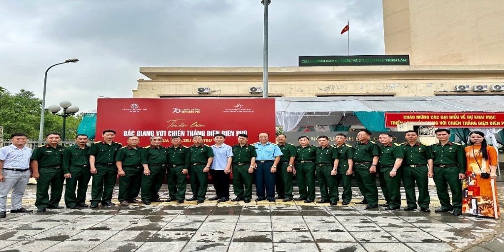 Đón đoàn Cựu chiến binh thành phố, các xã, phường trên địa bàn tỉnh Bắc Giang tới tham quan triển...